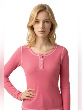 Levi’s Henley